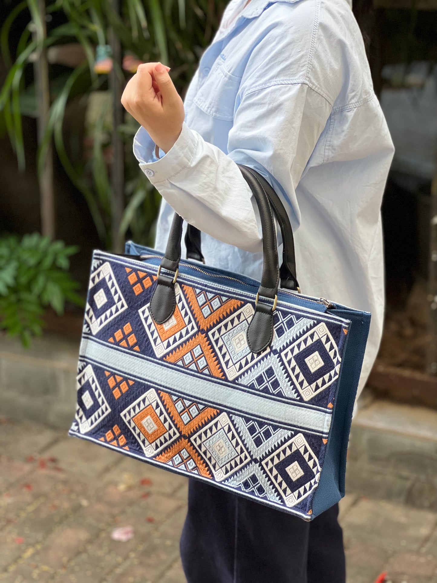 Handmade Natural Plant Dyed Cotton Briefcase with Octagonal Flower Pattern, Unique Pattern Handbag, Zipper Handle Bag for MacBook 13"
