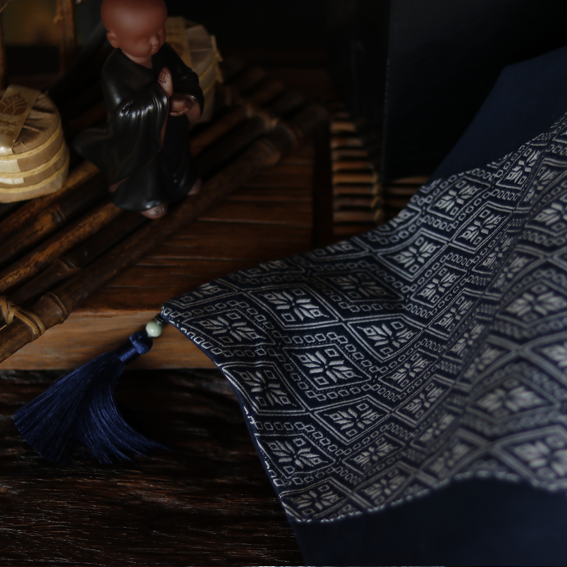 Natural Plant Dyed Cotton Table Runner & Coaster Kit with Octagonal Flower Pattern, Unique Pattern Tableware Kit Blue, Anniversary Tableware