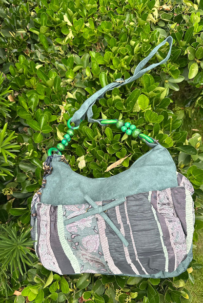 Boho Linen Handbag with Zipper Closure, Tote bag with Beads Charms on the Strap, Shoulder Bag for Women, Crossbody Bag