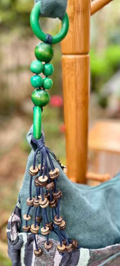 Boho Linen Handbag with Zipper Closure, Tote bag with Beads Charms on the Strap, Shoulder Bag for Women, Crossbody Bag