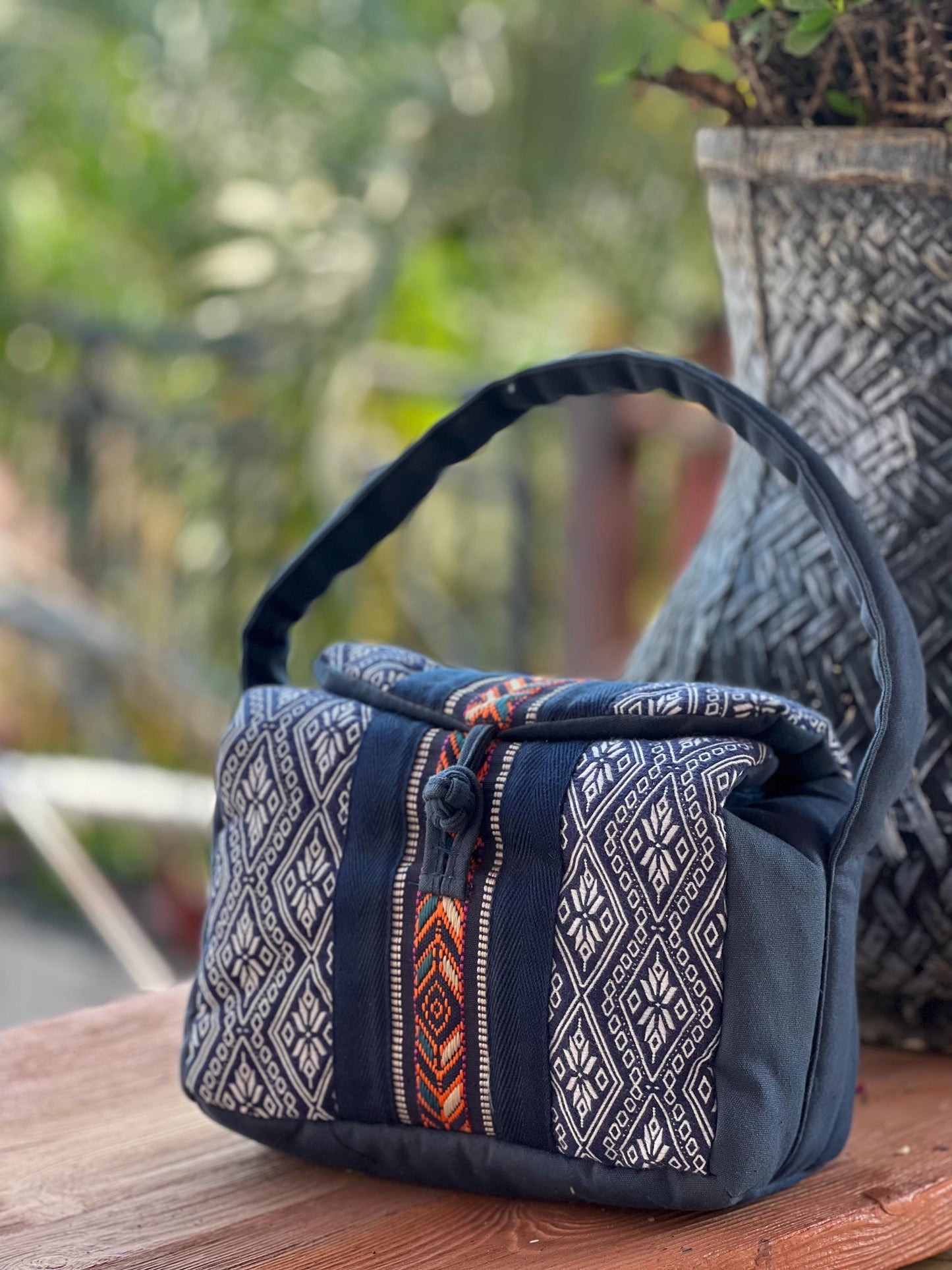 Handmade Natural Plant Dyed Cotton Handbag with Octagonal Flower Pattern, Unique Pattern Casual Bag with Flip Cover Closure, Top Handle Bag