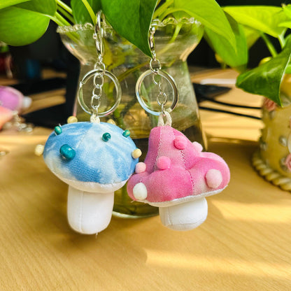 Handmade Mushroom Keychain, Plushie Keychain, Decorative Keychain, Cute Keychain for Kids, Cute Gift for Her
